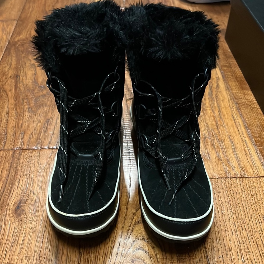 Sorel Women's Tivoli II Black Fur Lined Suede Lace Up Boots NL2089-010 Size 8.5